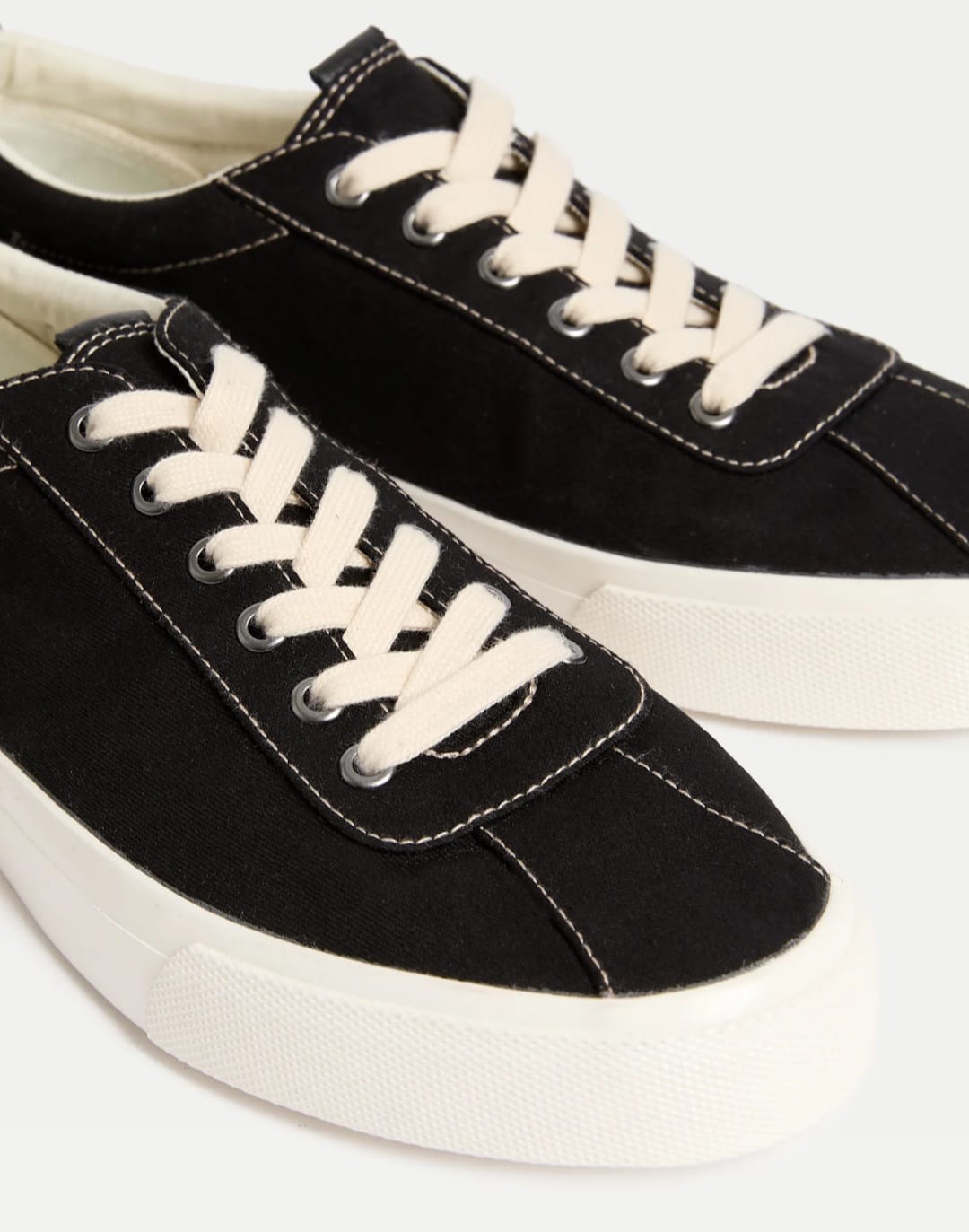 TSV MEN TWILL PUMPS