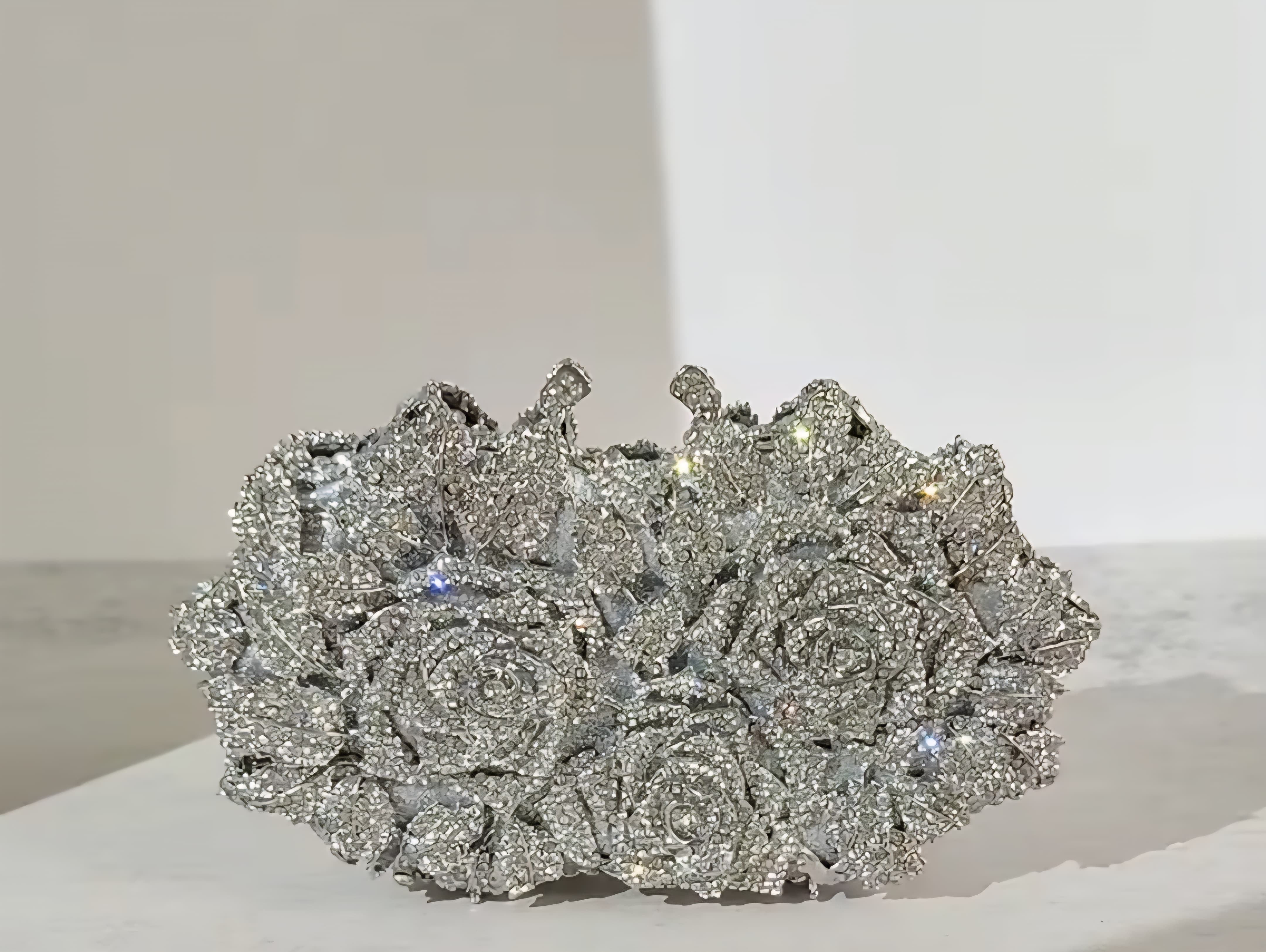 SVE ROSE CRYSTAL CLUTCH PURSE